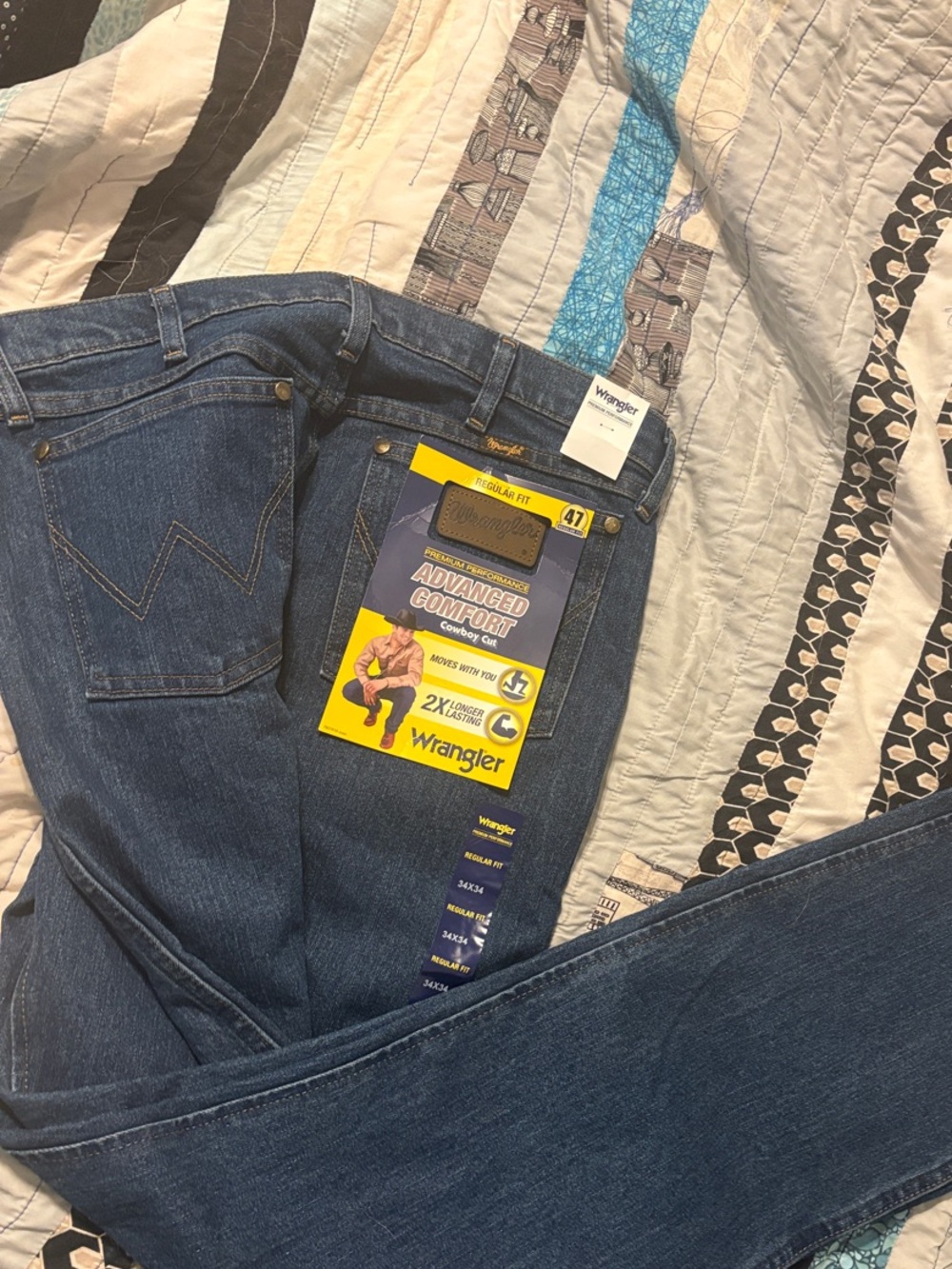 Wrangler Blue Men's Straight-Leg Jeans
